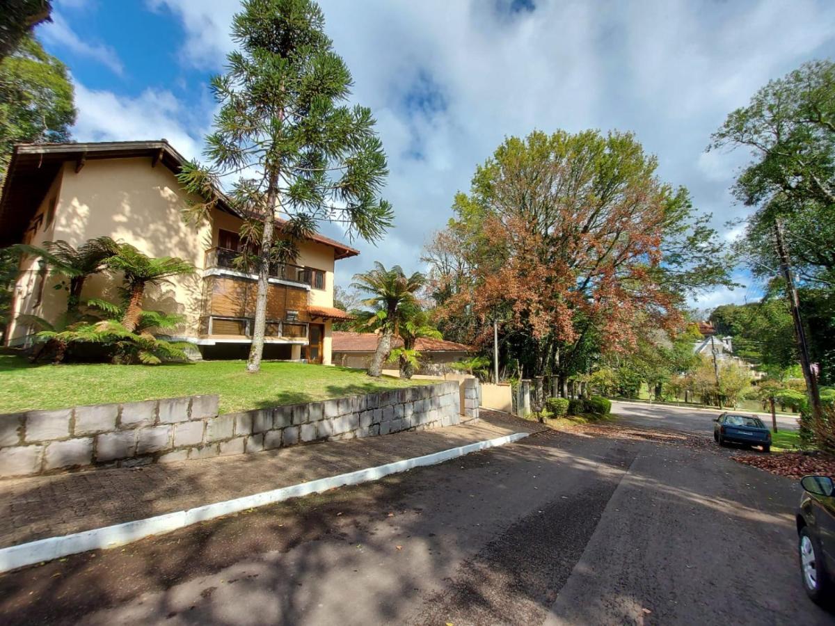 Apto Amplo E Aconchegante Proximo Ao Lago Negro Gramado Eksteriør billede